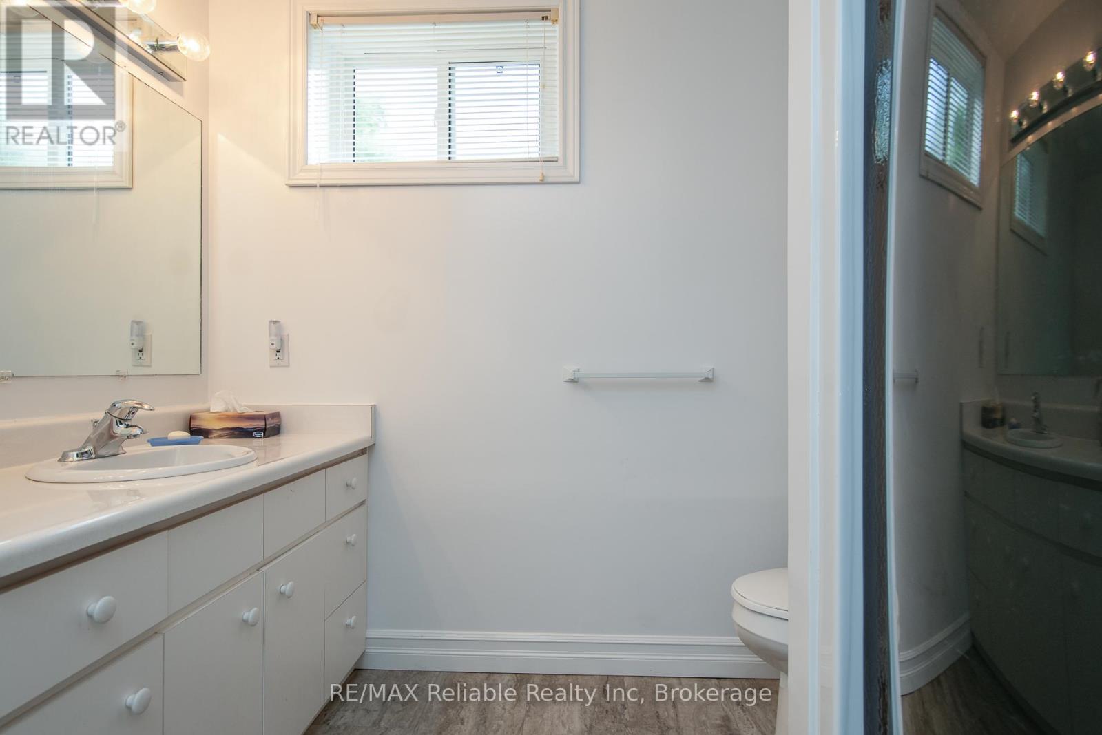 61 Church Street, Huron East, Ontario  N0K 1W0 - Photo 40 - X12371538