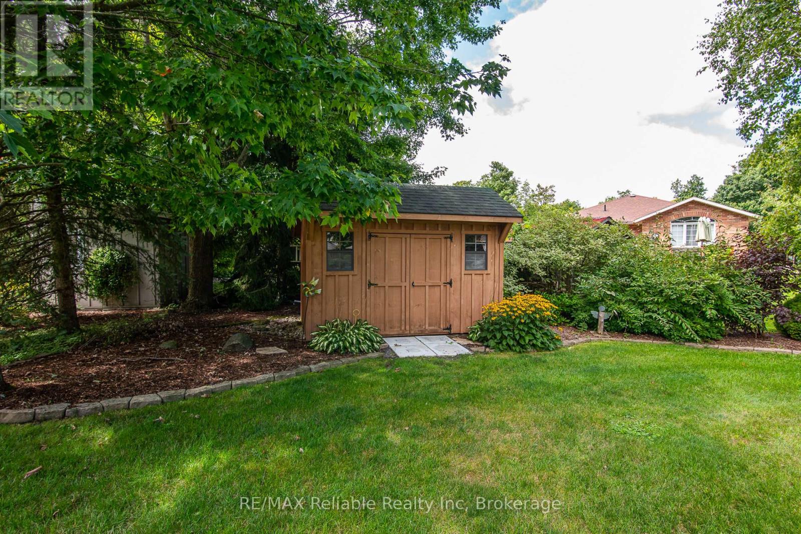 61 Church Street, Huron East, Ontario  N0K 1W0 - Photo 8 - X12371538