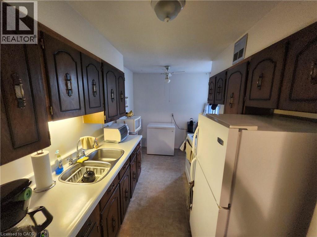 1415 Ghent Avenue Unit# 304, Burlington, Ontario  L7S 1X4 - Photo 5 - 40764312
