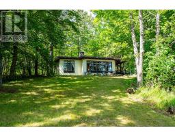 1053 ROBSON LANE, Lake of Bays, Ontario