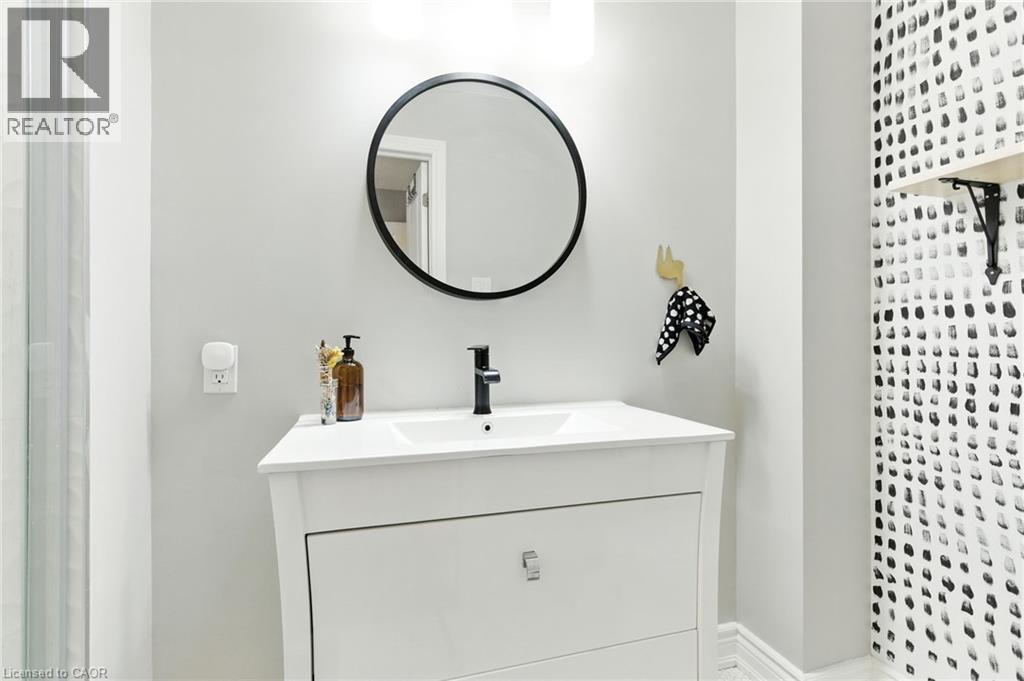 4201 Longmoor Drive Unit# 6, Burlington, Ontario  L7L 5J9 - Photo 33 - 40764034