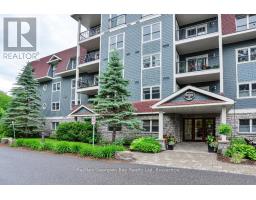 10A KIMBERLEY AVENUE, Bracebridge, Ontario