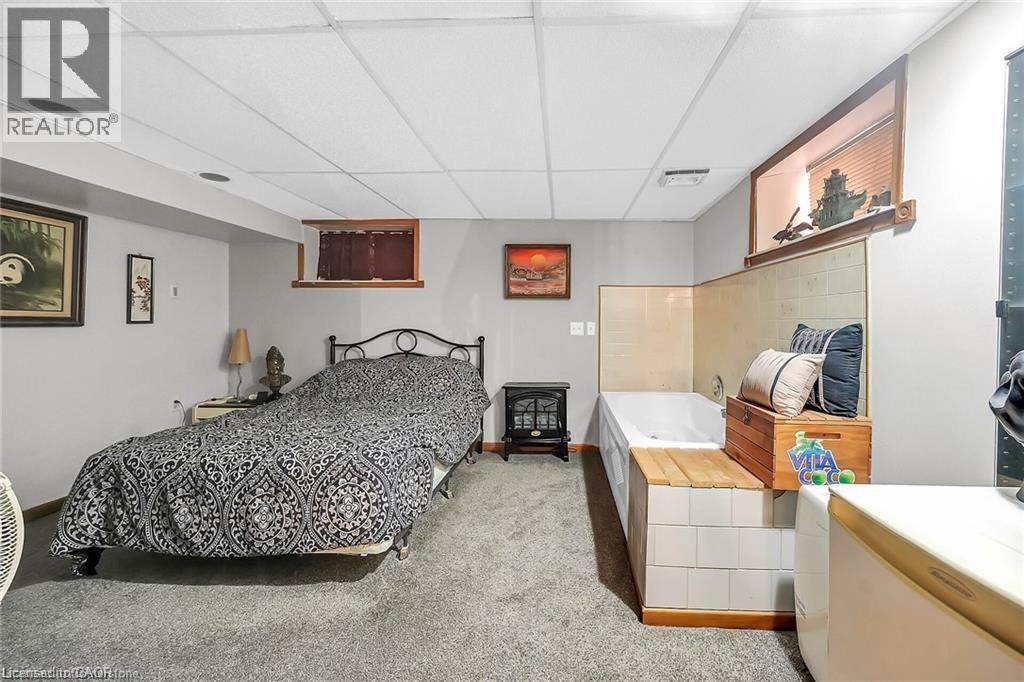 49 East Bend Avenue S, Hamilton, Ontario  L8M 3E4 - Photo 34 - 40764847