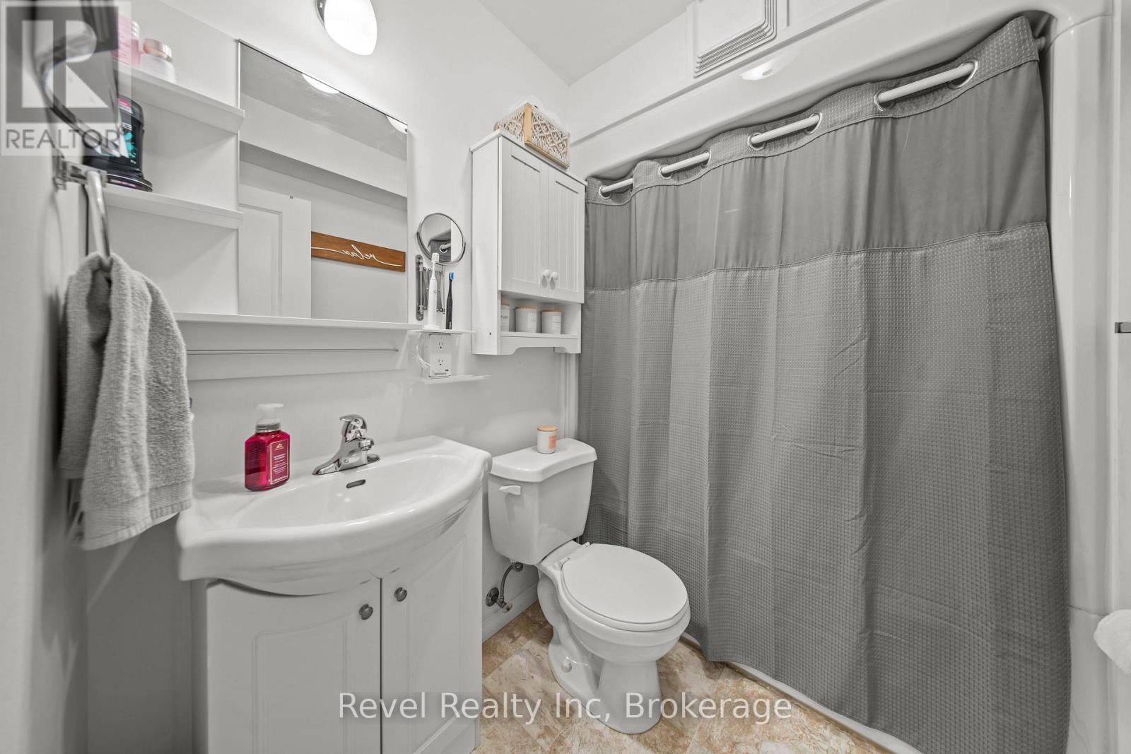 11 - 118 Isabella Street, Parry Sound, Ontario  P2A 1N1 - Photo 17 - X12372124