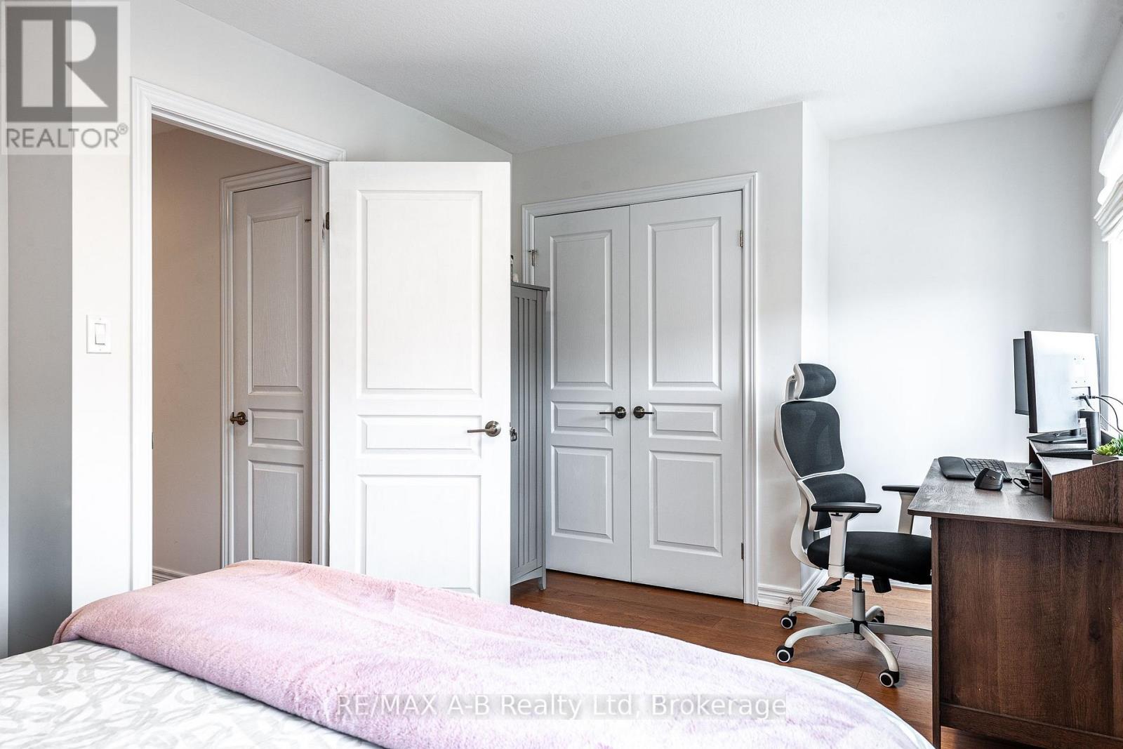51 - 342 Mill Street, Kitchener, Ontario  N2M 0A4 - Photo 33 - X12372167