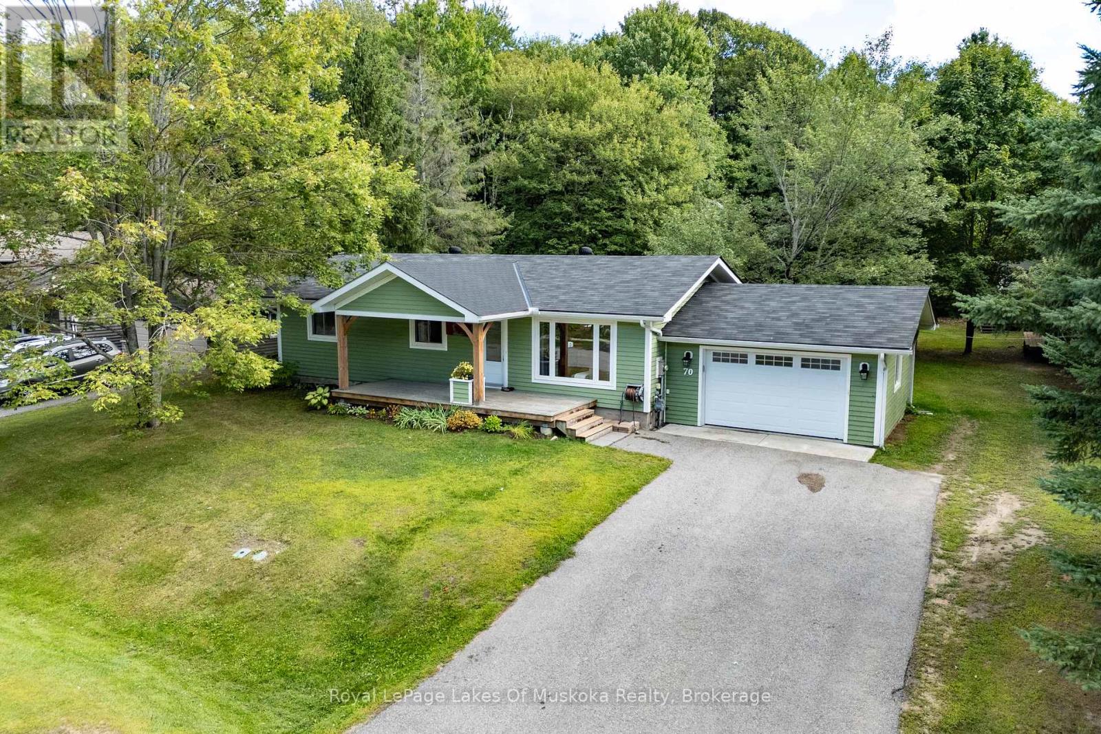 70 MEADOW HEIGHTS DRIVE, Bracebridge, Ontario
