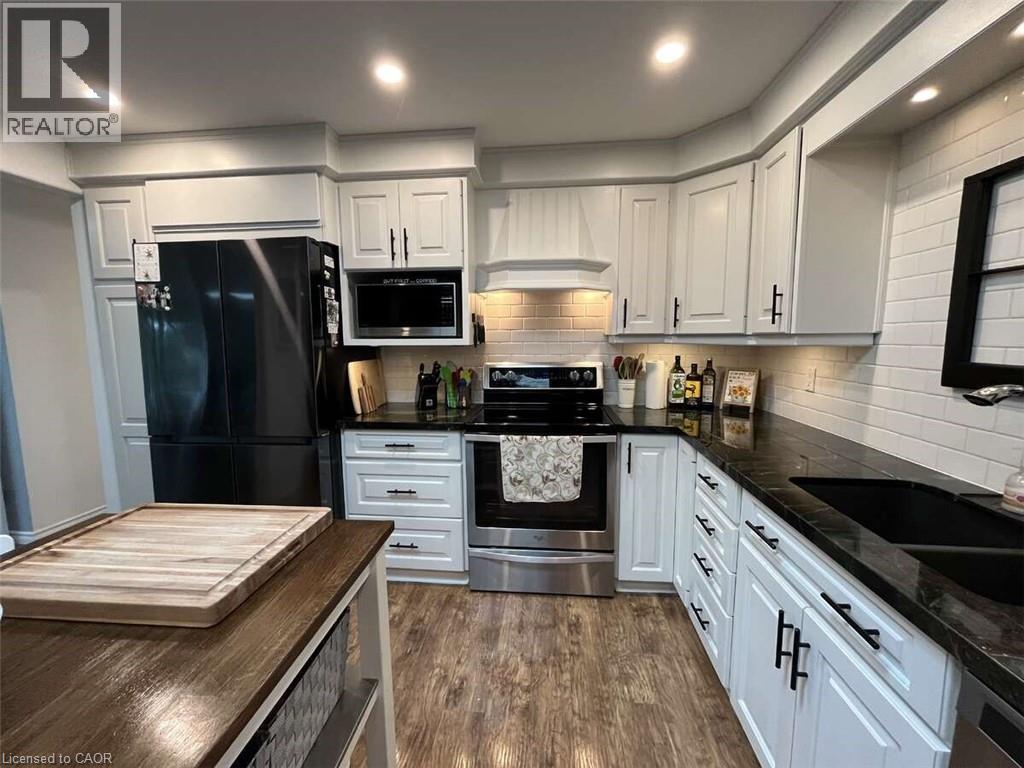 915 Governors Road, Dundas, Ontario  L9H 5E3 - Photo 23 - 40764893