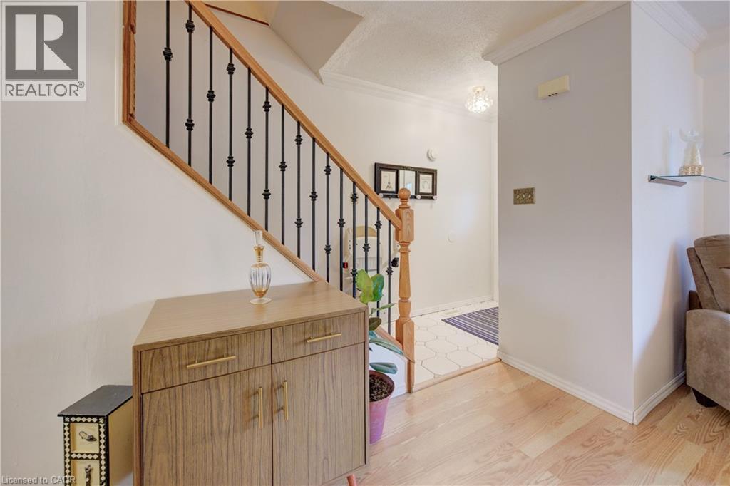 82 Timberlane Crescent, Kitchener, Ontario  N2N 1S9 - Photo 6 - 40762687