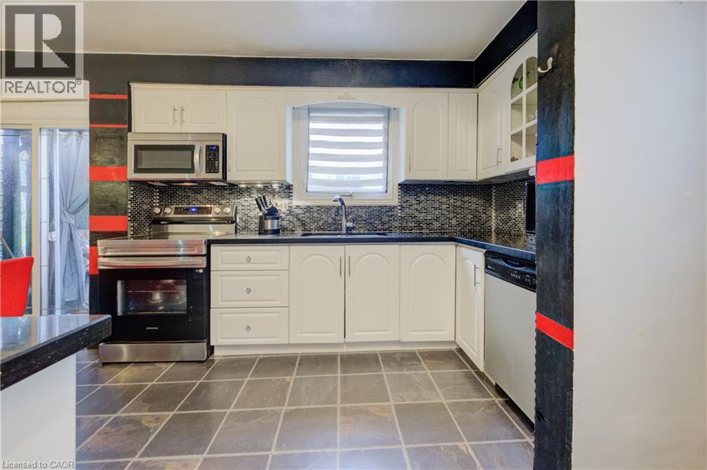 82 Timberlane Crescent, Kitchener, Ontario  N2N 1S9 - Photo 7 - 40762687