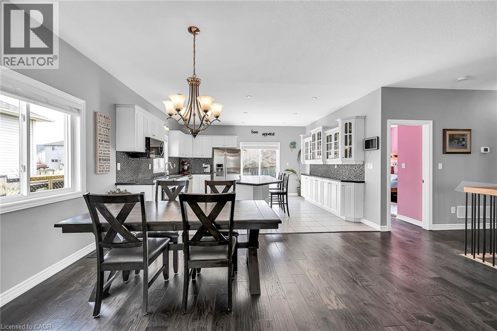 4039 Mountain Street, Beamsville, Ontario  L0R 1B7 - Photo 8 - 40764848