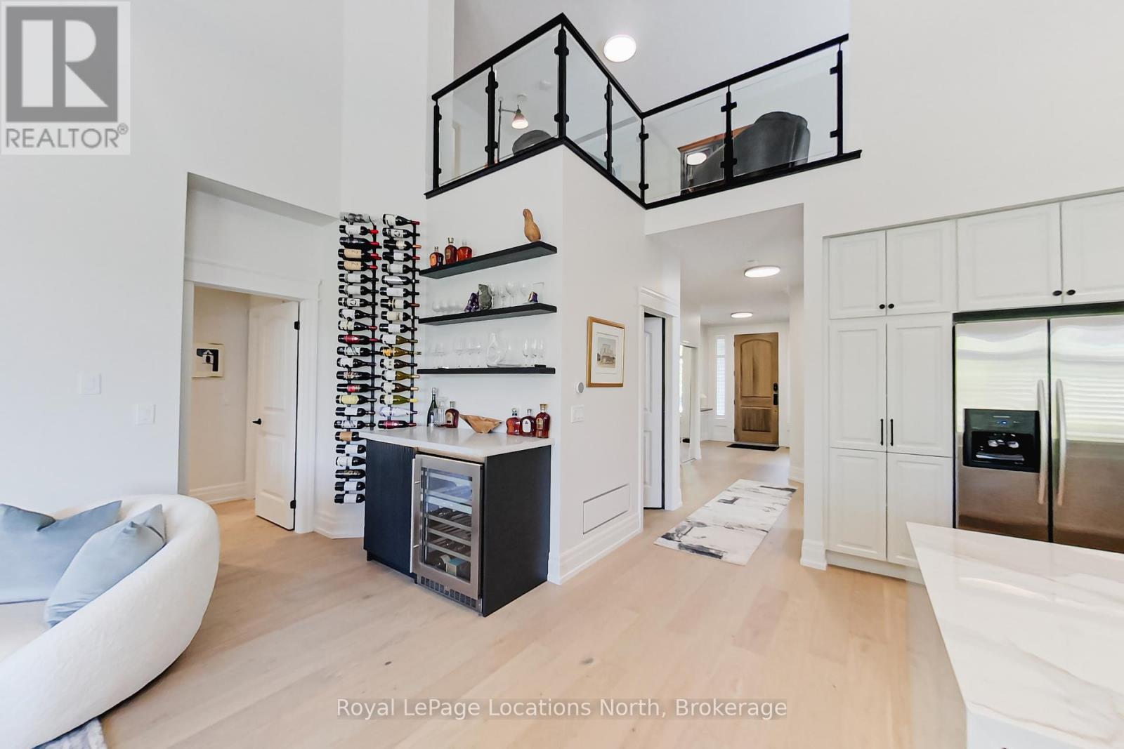 128 Rankin's Crescent, Blue Mountains, Ontario  N0H 2P0 - Photo 11 - X12372626