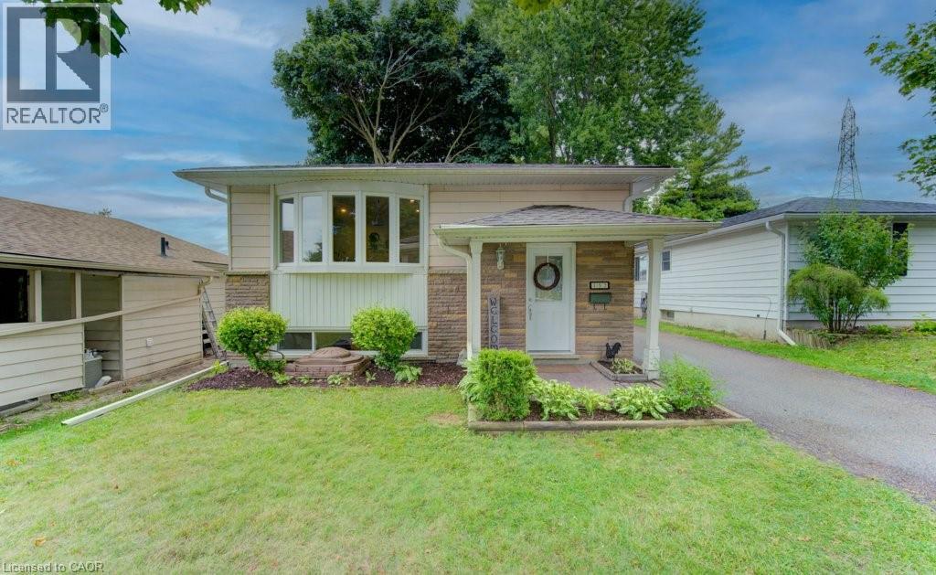 152 PINEDALE Drive, Kitchener, Ontario