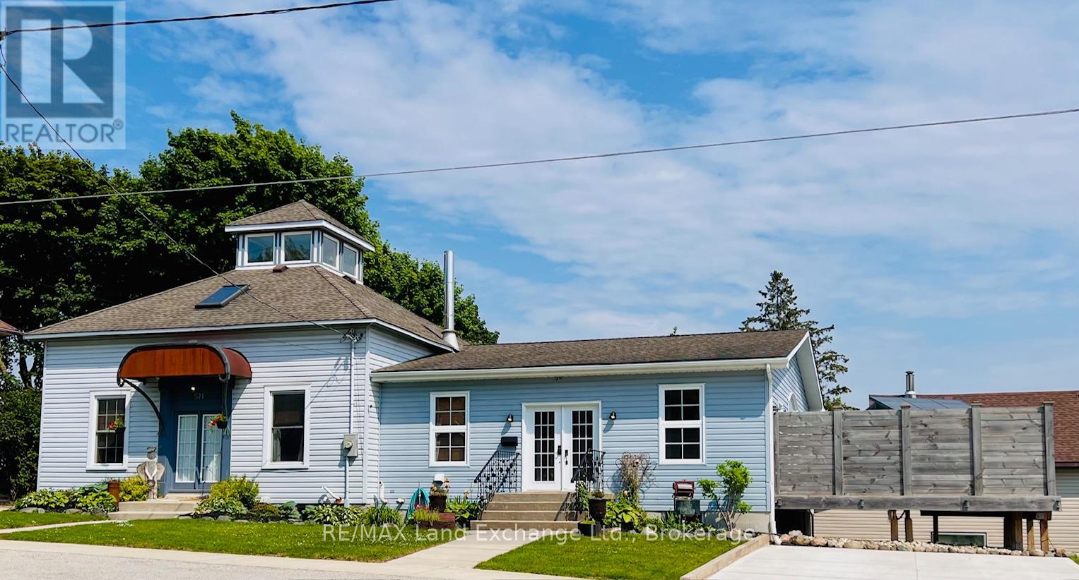 511 Havelock Street, Huron-Kinloss, Ontario  N0G 2H0 - Photo 2 - X12372855