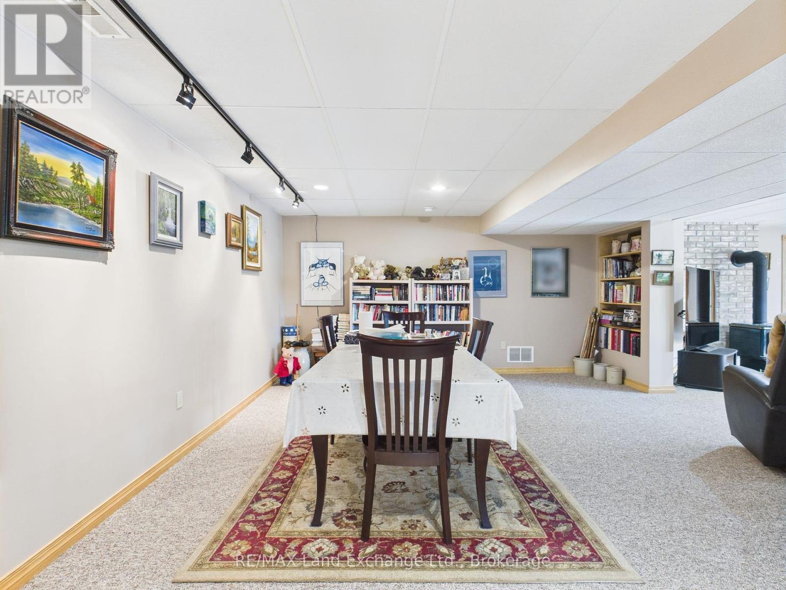 390 Paradise Lake Street, Huron-Kinloss, Ontario  N0G 2H0 - Photo 41 - X12373009
