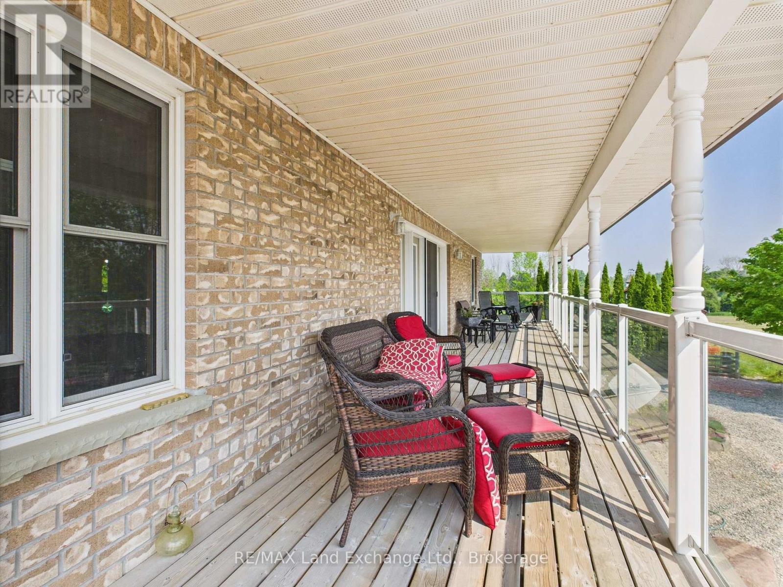 390 Paradise Lake Street, Huron-Kinloss, Ontario  N0G 2H0 - Photo 7 - X12373009