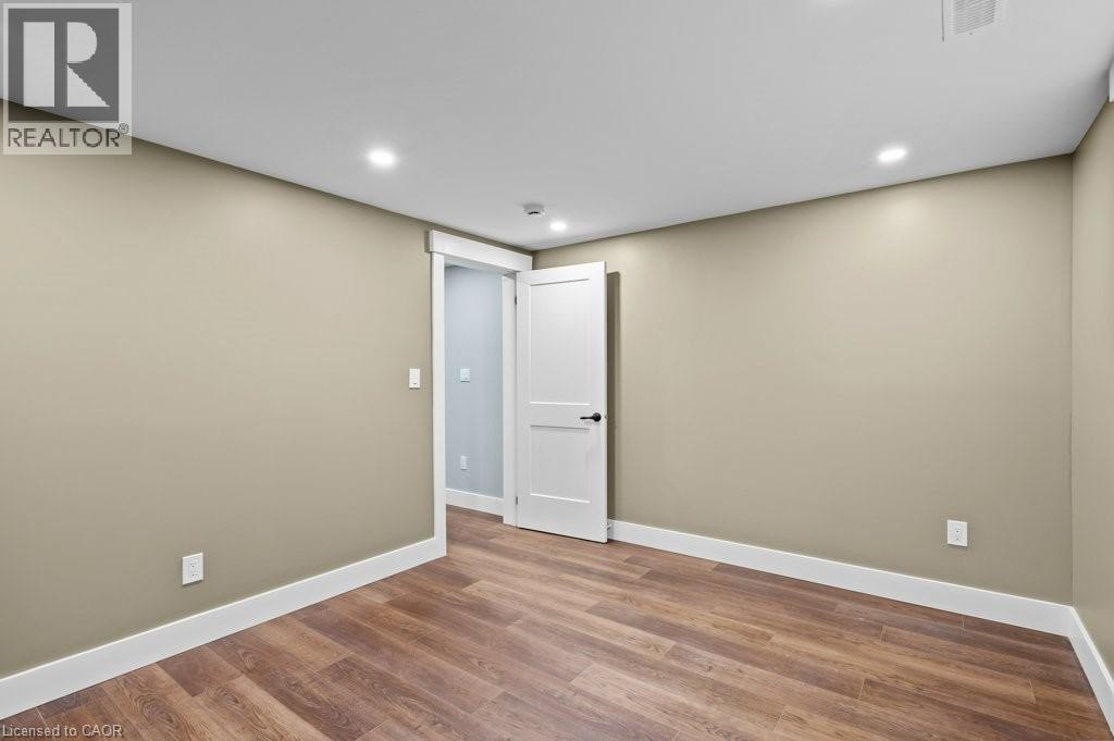 1040 Clyde Road, Cambridge, Ontario  N1R 5S7 - Photo 43 - 40763628