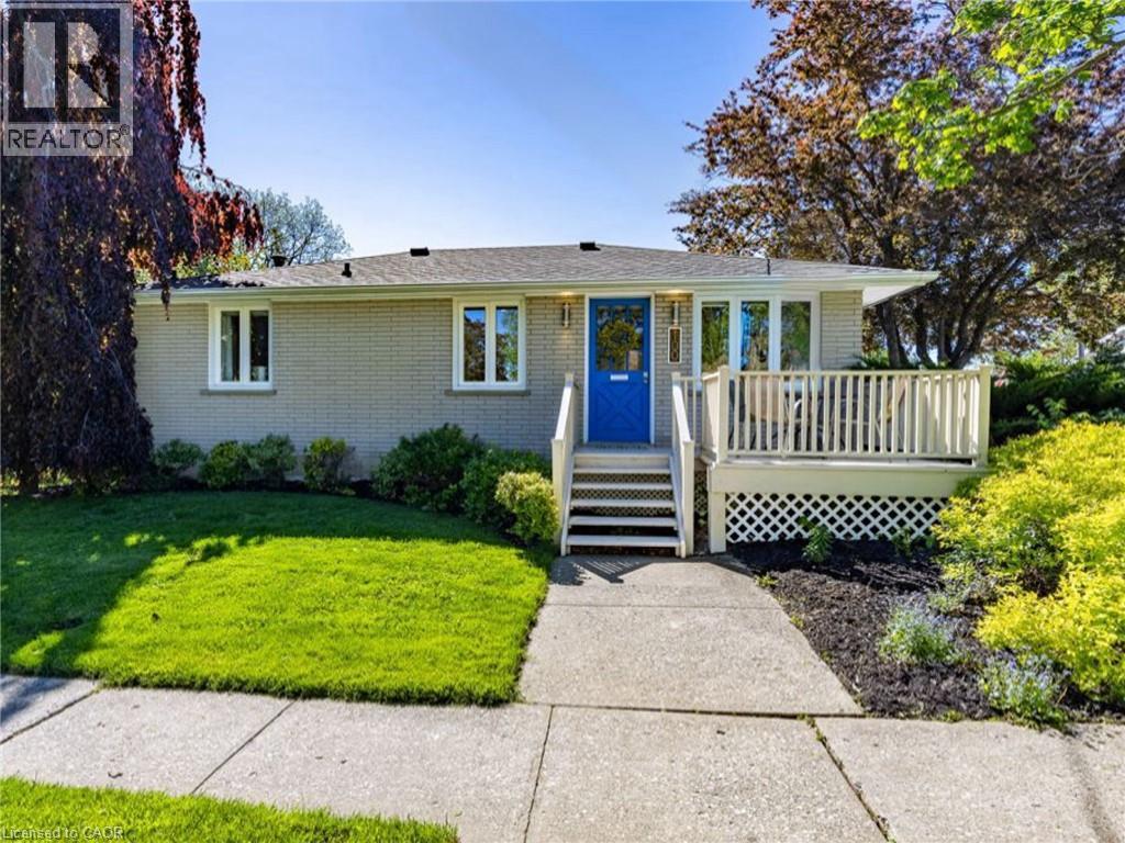 100 Market Street E, Port Dover, Ontario  N0A 1N0 - Photo 2 - 40764987
