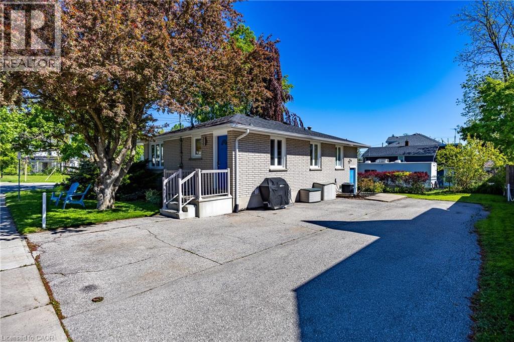 100 Market Street E, Port Dover, Ontario  N0A 1N0 - Photo 4 - 40764987