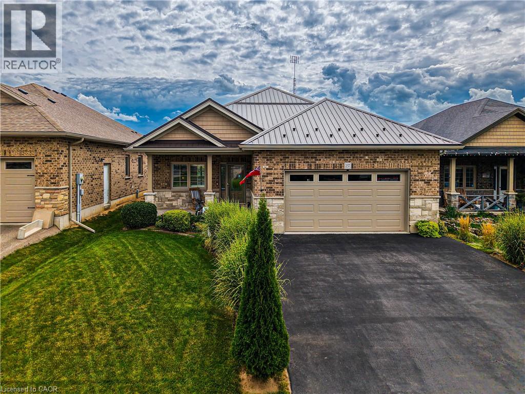 257 Donly Drive S, Simcoe, Ontario  N3Y 0C8 - Photo 4 - 40764514