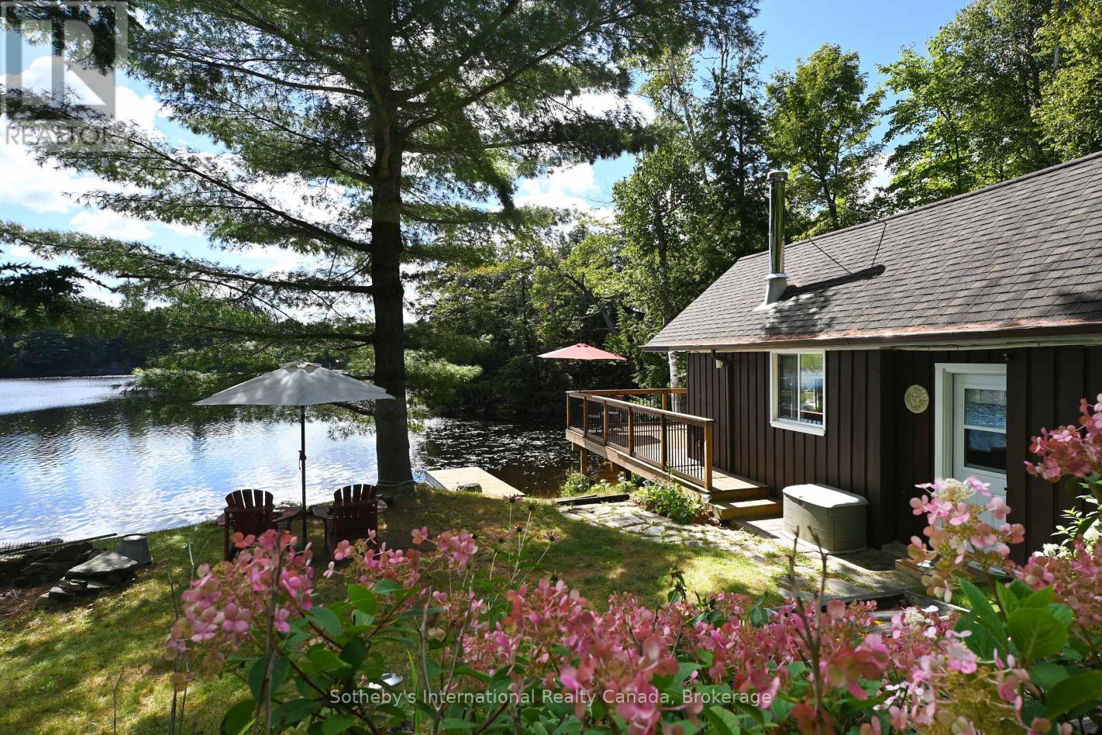 28 PINEWOOD ROAD, McDougall, Ontario
