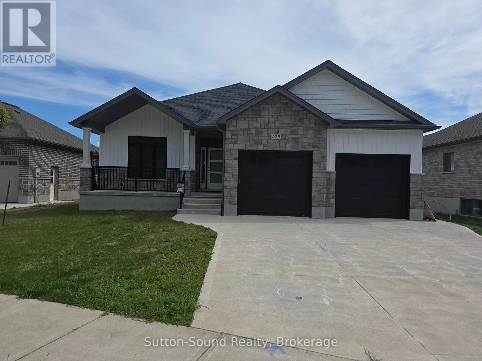325 6TH AVENUE W, Owen Sound, Ontario