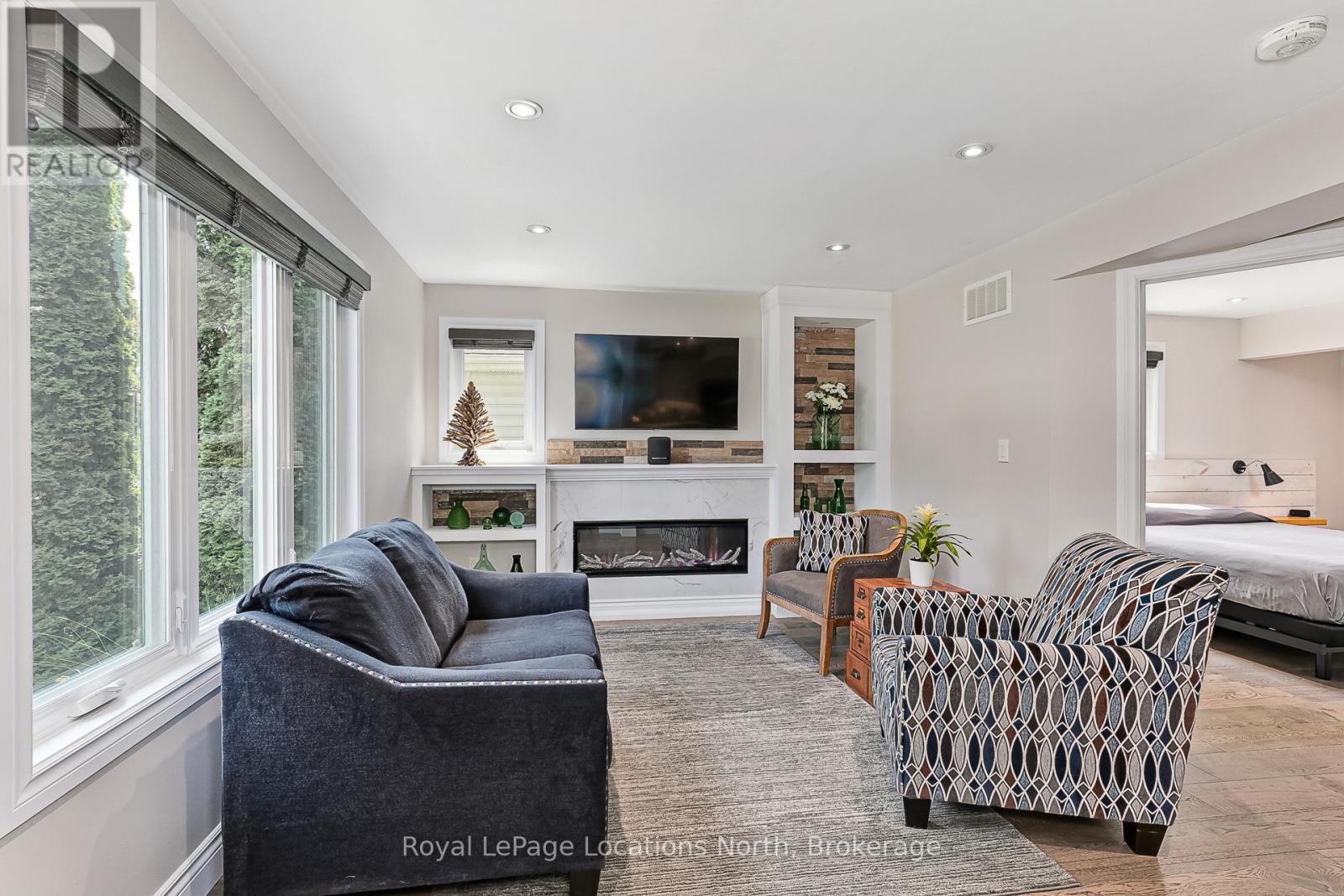 434 Oak Street, Collingwood, Ontario  L9Y 2Y7 - Photo 7 - S12374876