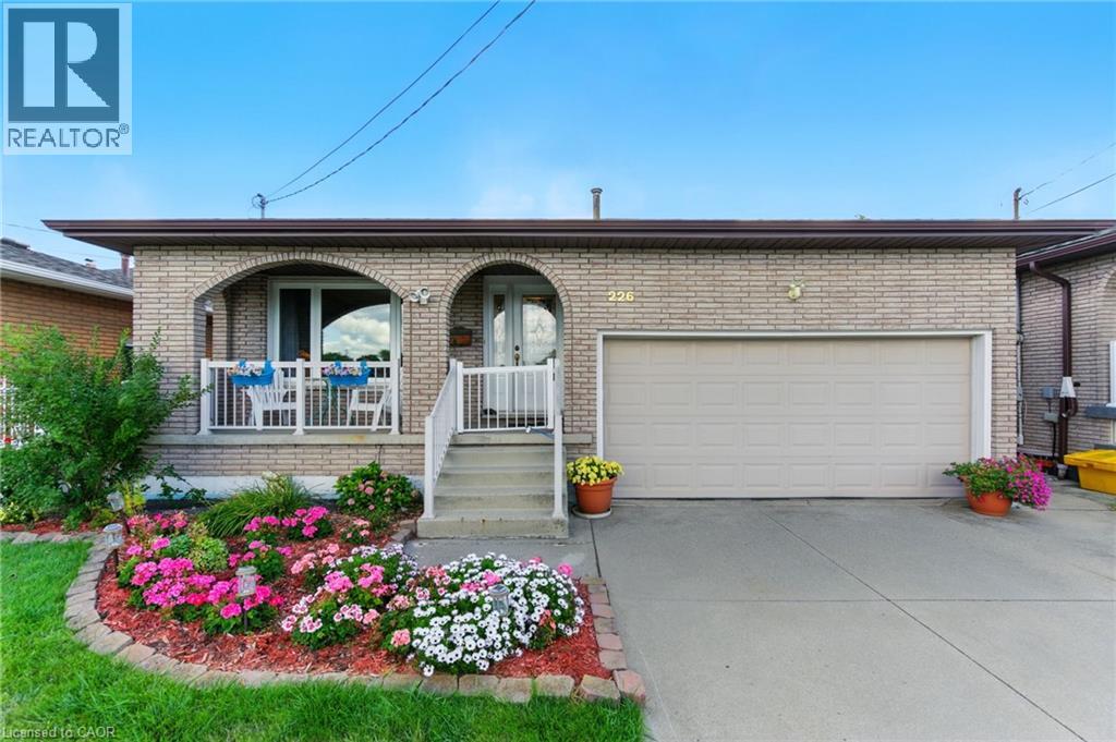 226 CARSON Drive, Hamilton, Ontario