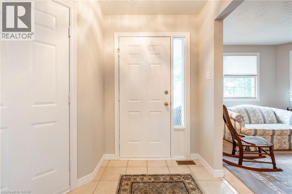 168 Sirente Drive, Hamilton, Ontario  L9A 5H1 - Photo 5 - 40765423
