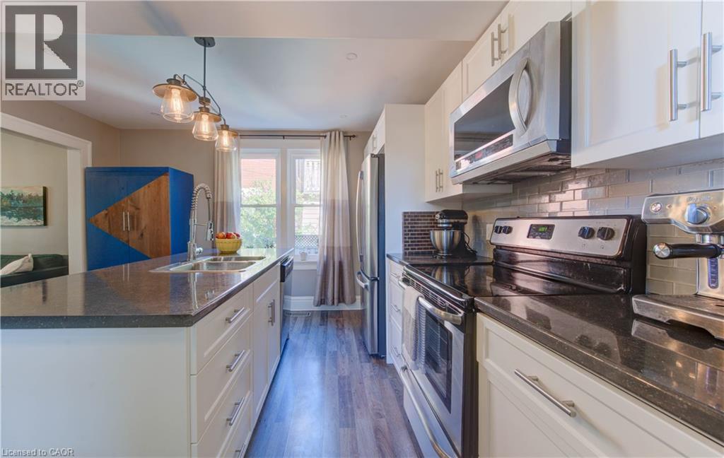 88 Dekay Street, Kitchener, Ontario  N2H 3T6 - Photo 13 - 40764851