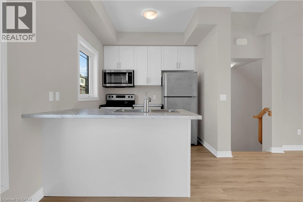 19 Picardy Drive Unit# 6, Hamilton, Ontario  L8J 0M7 - Photo 10 - 40765427