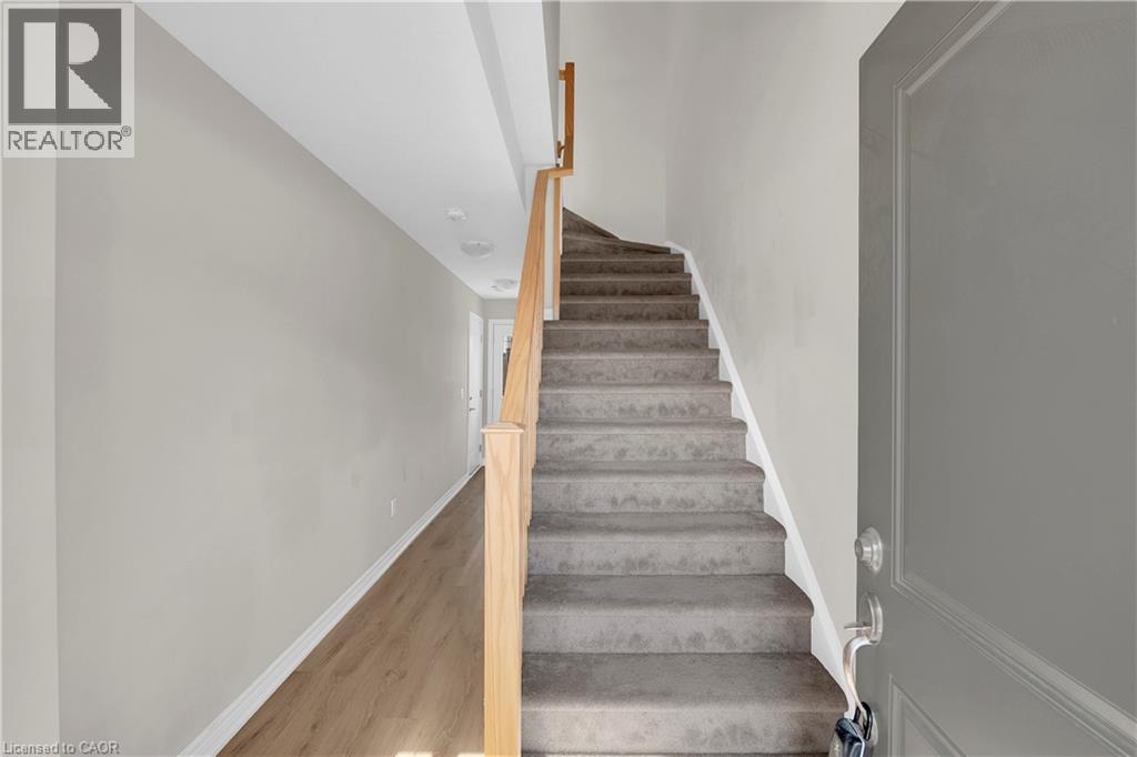 19 Picardy Drive Unit# 6, Hamilton, Ontario  L8J 0M7 - Photo 6 - 40765427