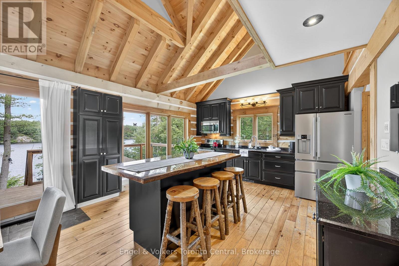 1042 Amanda Ln - 1750 Frank Cooper Trail, Gravenhurst, Ontario  P1P 1R3 - Photo 15 - X12376344