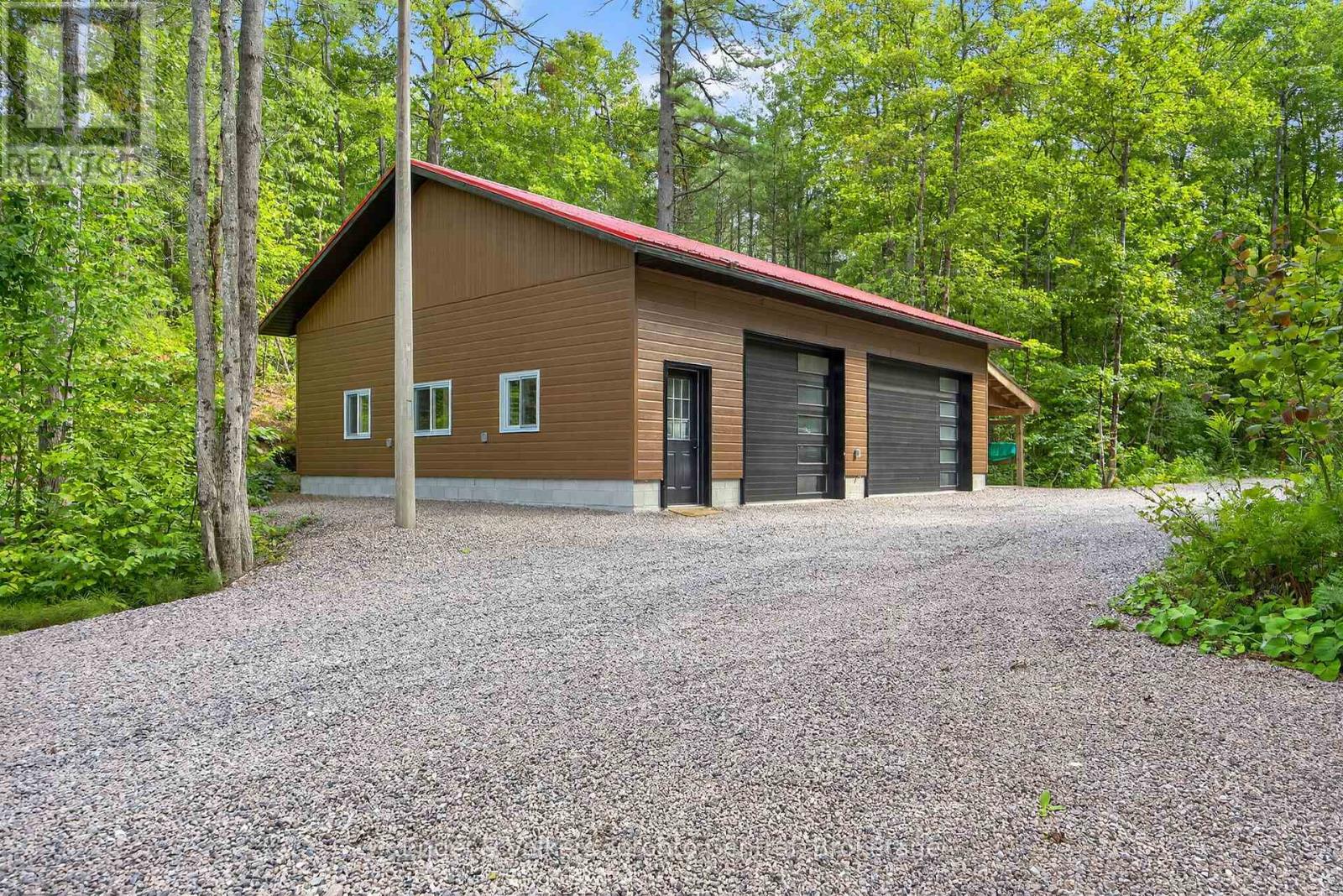 1042 Amanda Ln - 1750 Frank Cooper Trail, Gravenhurst, Ontario  P1P 1R3 - Photo 30 - X12376344