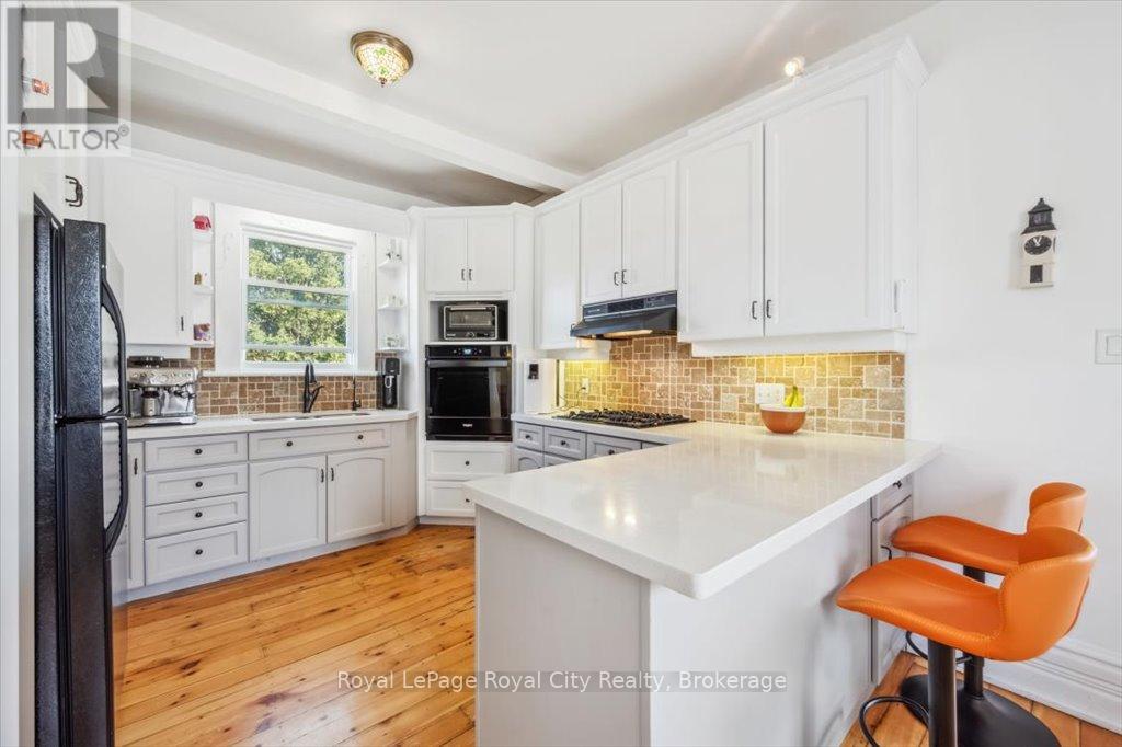 572 Woolwich Street, Guelph, Ontario  N1H 3Y2 - Photo 17 - X12376713