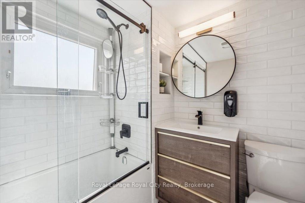572 Woolwich Street, Guelph, Ontario  N1H 3Y2 - Photo 32 - X12376713