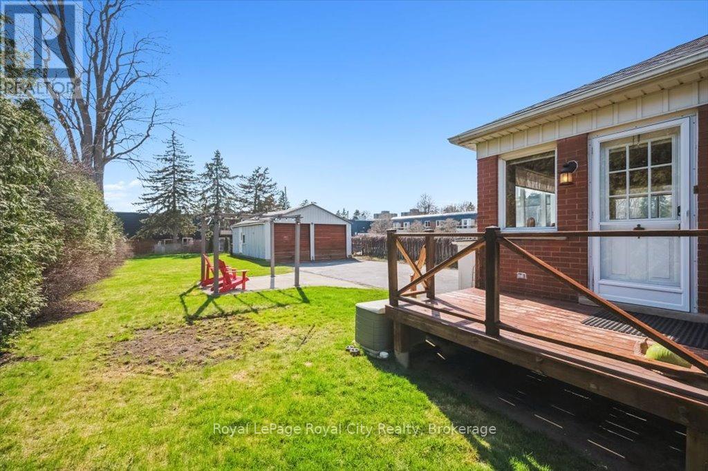 572 Woolwich Street, Guelph, Ontario  N1H 3Y2 - Photo 37 - X12376713