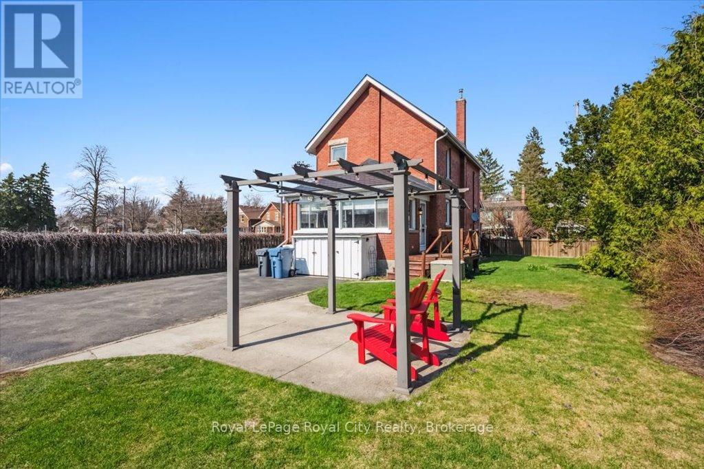 572 Woolwich Street, Guelph, Ontario  N1H 3Y2 - Photo 41 - X12376713