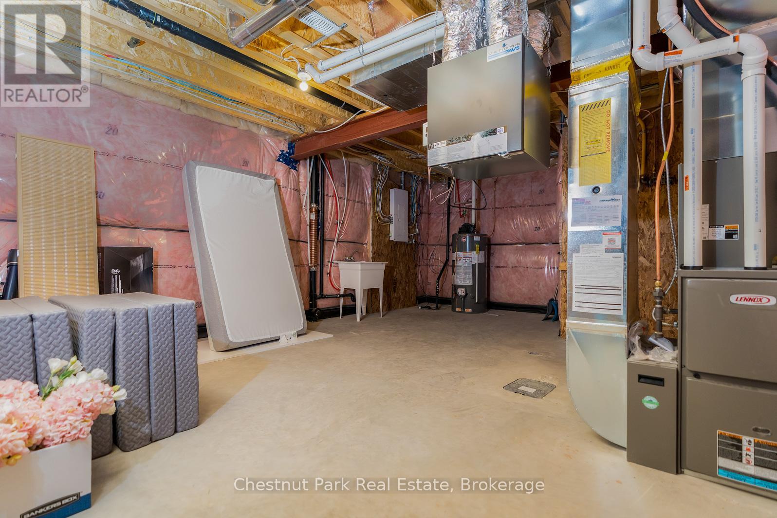 161 Hawthorn Crescent, Georgian Bluffs, Ontario  N0H 1S0 - Photo 36 - X12376717