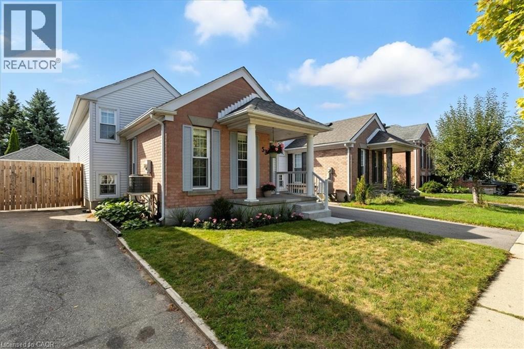 53 WAKE ROBIN Drive, Kitchener, Ontario
