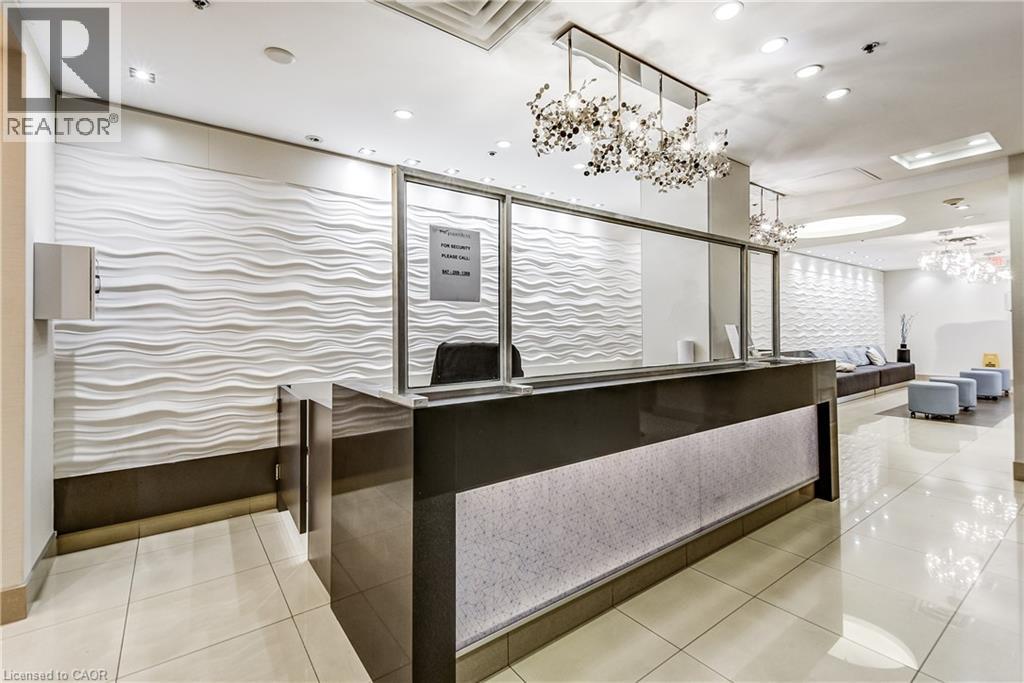 3865 Lake Shore Boulevard W Unit# 320, Toronto, Ontario  M8W 0A2 - Photo 4 - 40764943