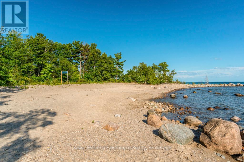 40 Lindale Avenue, Tiny, Ontario  L9M 0J2 - Photo 21 - S12376942