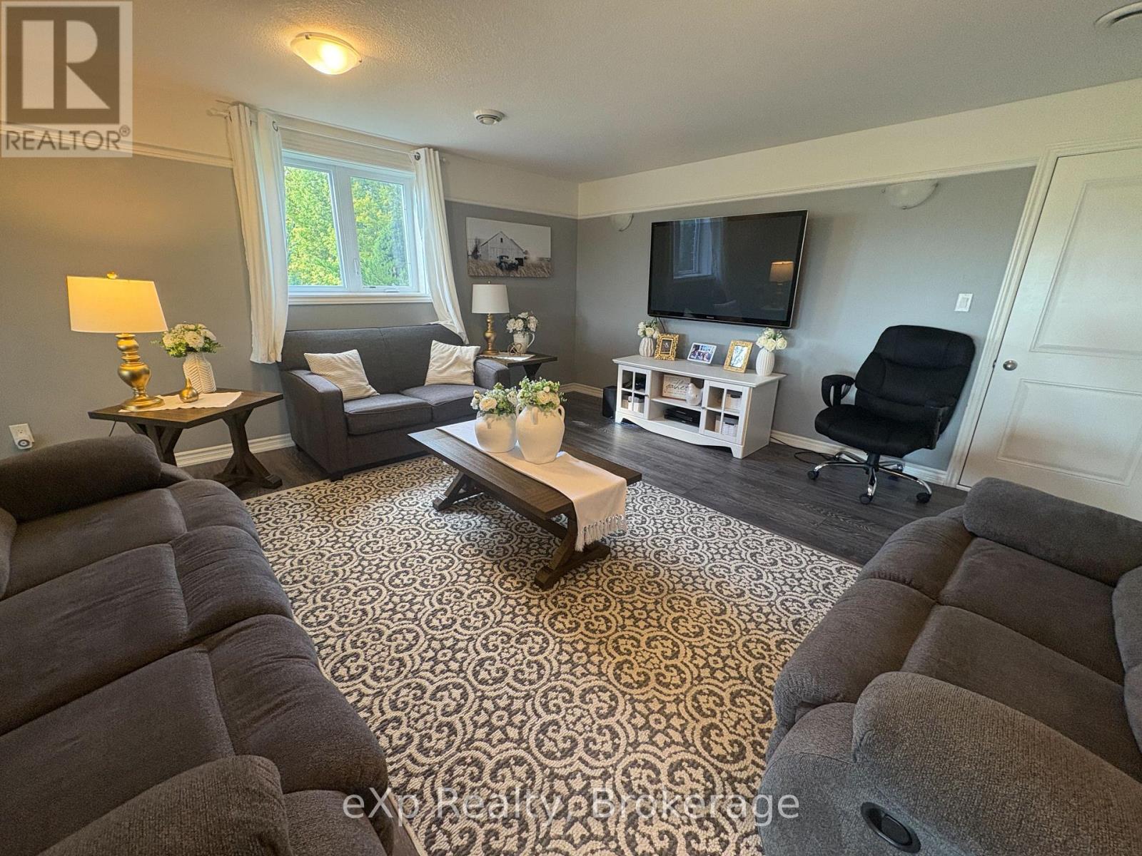 343850 North Line, West Grey, Ontario  N0C 1K0 - Photo 24 - X12376865