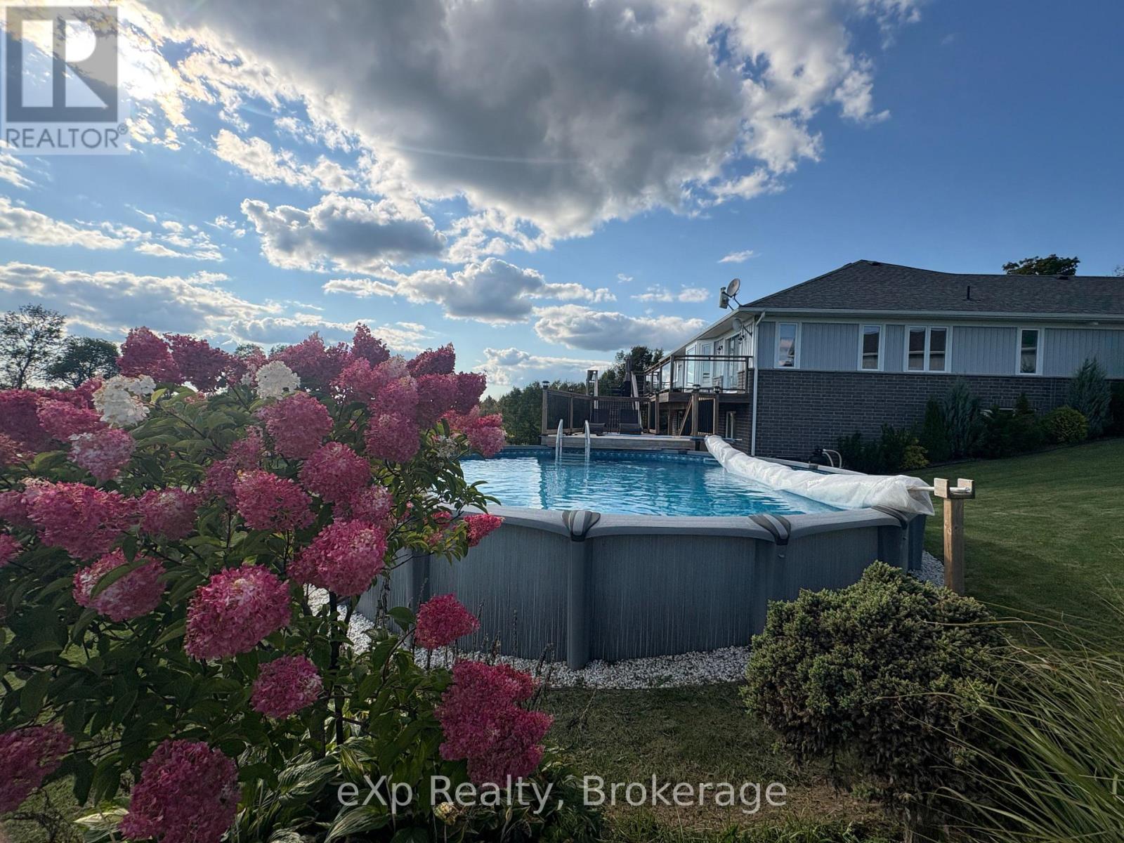 343850 North Line, West Grey, Ontario  N0C 1K0 - Photo 34 - X12376865