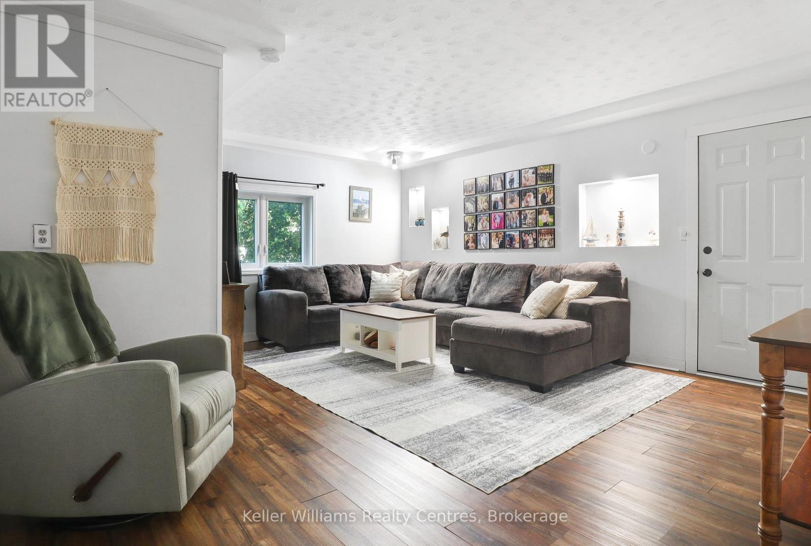31 Yonge Street S, Arran-Elderslie, Ontario  N0H 2N0 - Photo 14 - X12376875