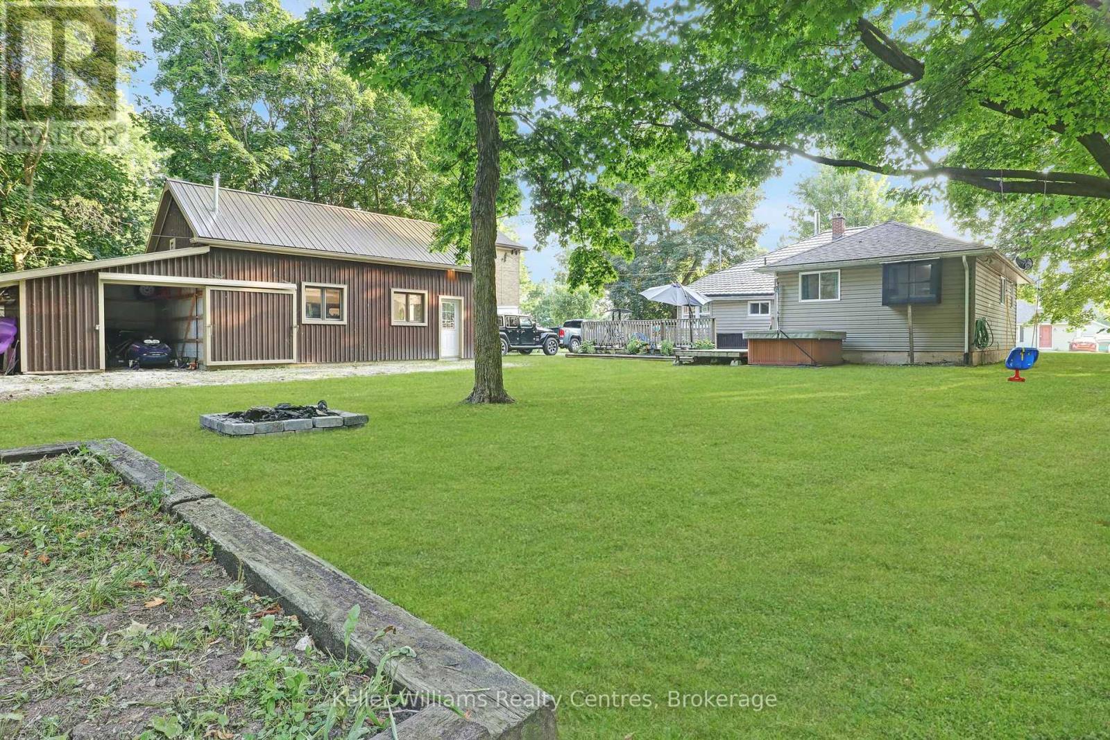 31 Yonge Street S, Arran-Elderslie, Ontario  N0H 2N0 - Photo 34 - X12376875