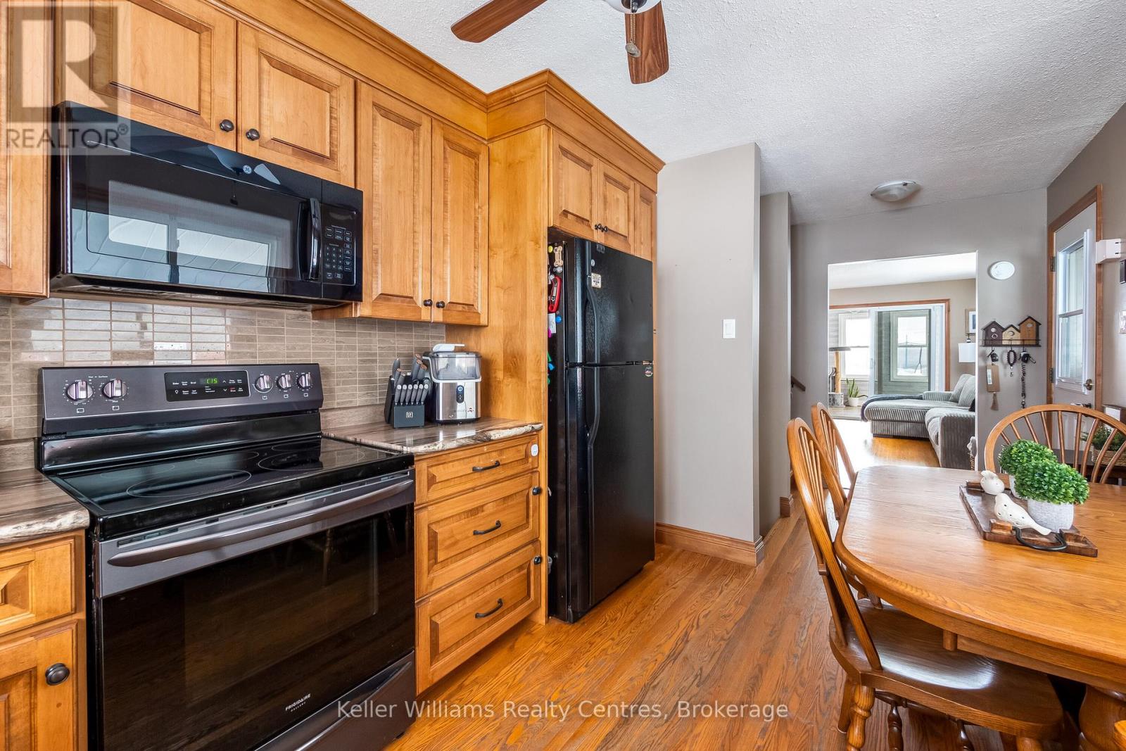 973 15th St A E Street, Owen Sound, Ontario  N4K 1Y2 - Photo 17 - X12376924