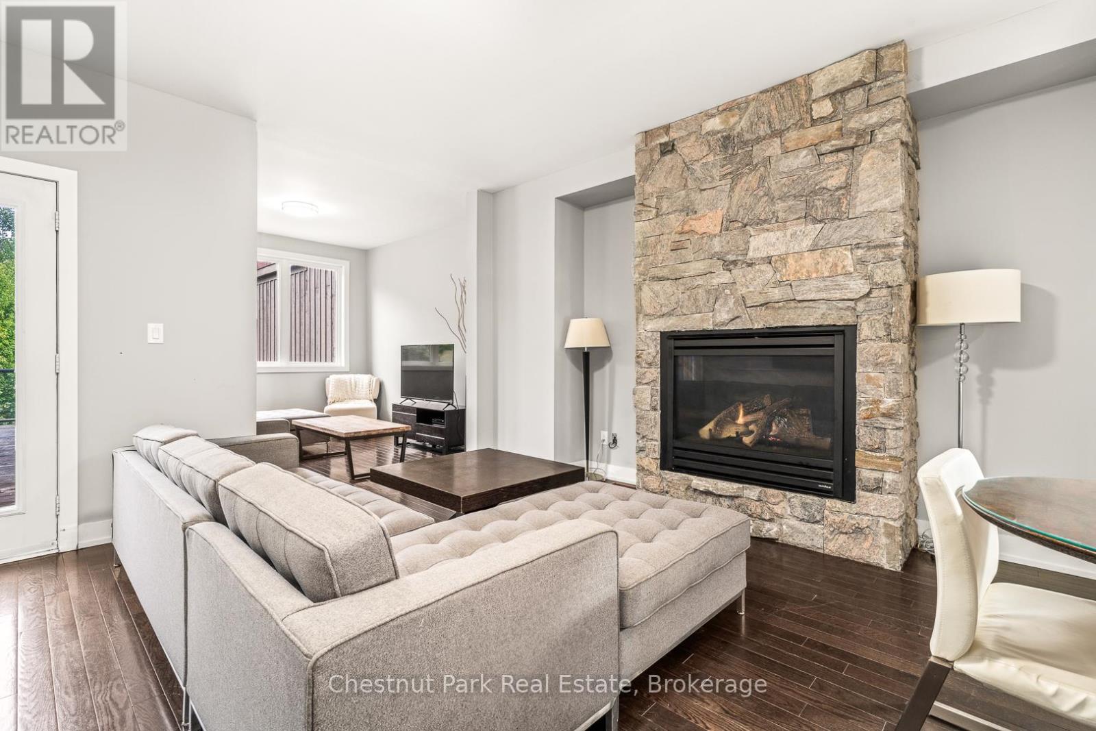 65 Rockmount Crescent, Gravenhurst, Ontario  P1P 0A6 - Photo 7 - X12376955