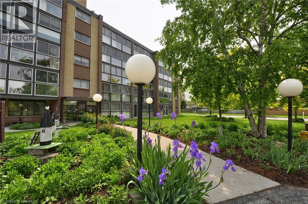 400 Champlain Boulevard Unit# 404, Cambridge, Ontario  N1R 7J6 - Photo 3 - 40765554