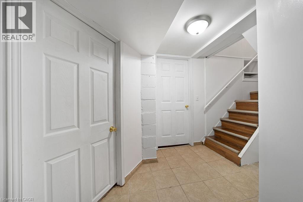 82 Whitney Avenue, Hamilton, Ontario  L8S 2G5 - Photo 17 - 40764975