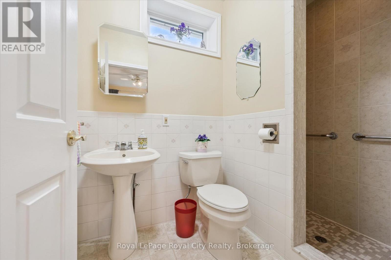 360 Provost Lane, Centre Wellington, Ontario  N1M 2N1 - Photo 23 - X12377391